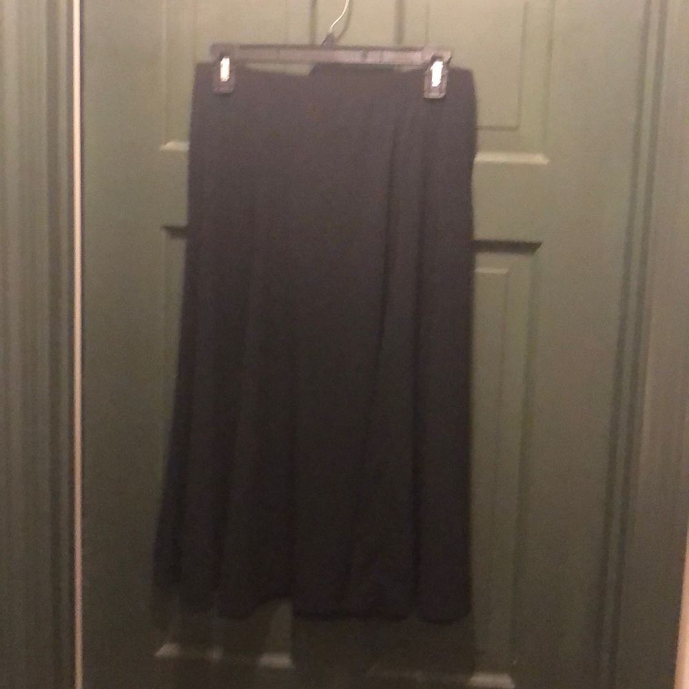 Simple black skirt